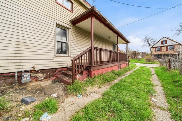 798 E 100th Street, Cleveland, OH 44108