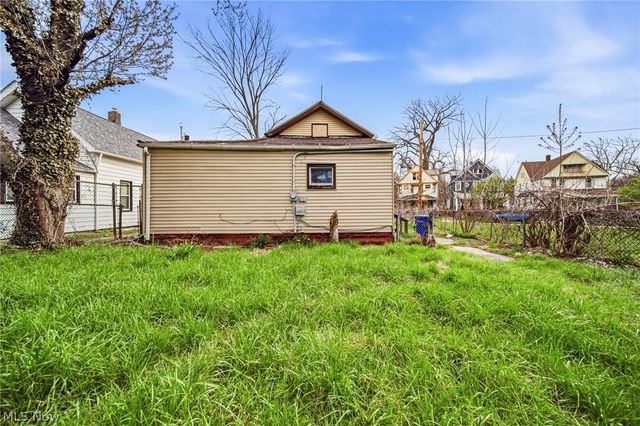 798 E 100th Street, Cleveland, OH 44108