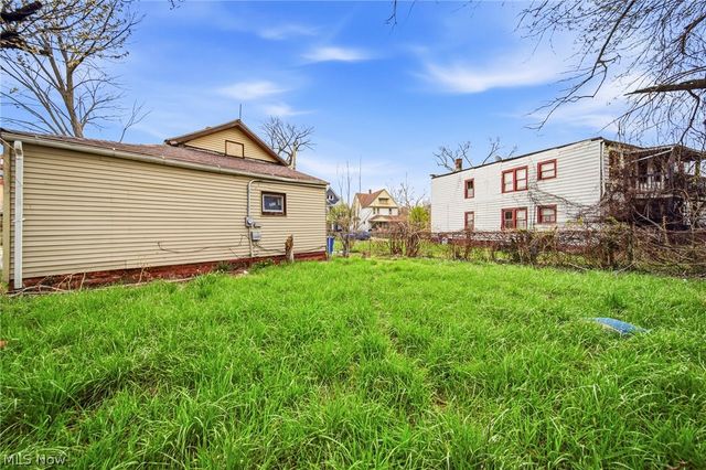 798 E 100th Street, Cleveland, OH 44108