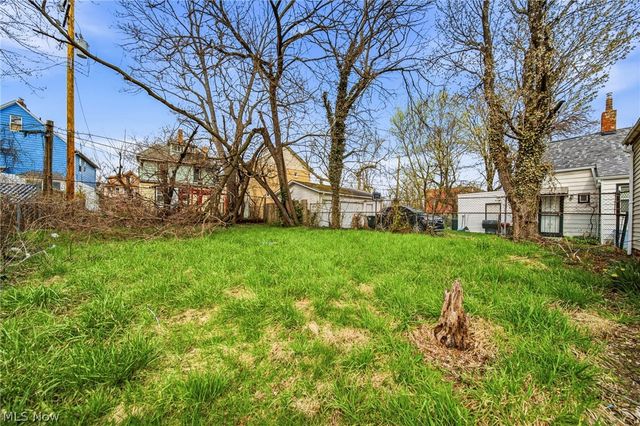 798 E 100th Street, Cleveland, OH 44108