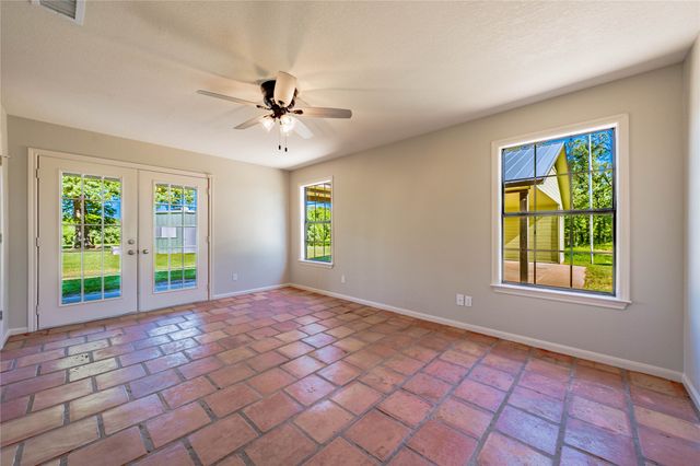 12401 County Road 1113, Athens, TX 75751