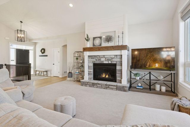 8230 198th Street W, Lakeville, MN 55044