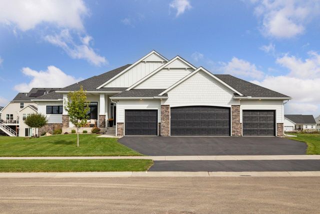 8230 198th Street W, Lakeville, MN 55044