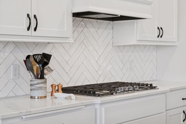 8230 198th Street W, Lakeville, MN 55044