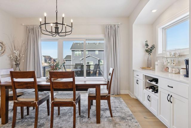 8230 198th Street W, Lakeville, MN 55044