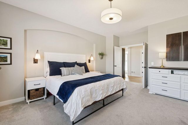 8230 198th Street W, Lakeville, MN 55044