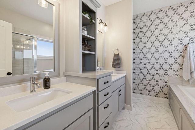 8230 198th Street W, Lakeville, MN 55044