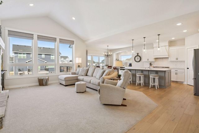 8230 198th Street W, Lakeville, MN 55044