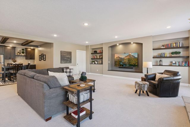 8230 198th Street W, Lakeville, MN 55044