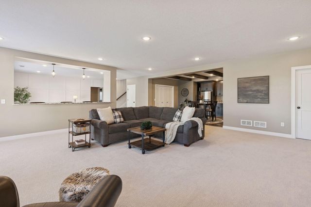 8230 198th Street W, Lakeville, MN 55044