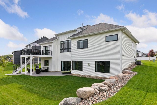 8230 198th Street W, Lakeville, MN 55044