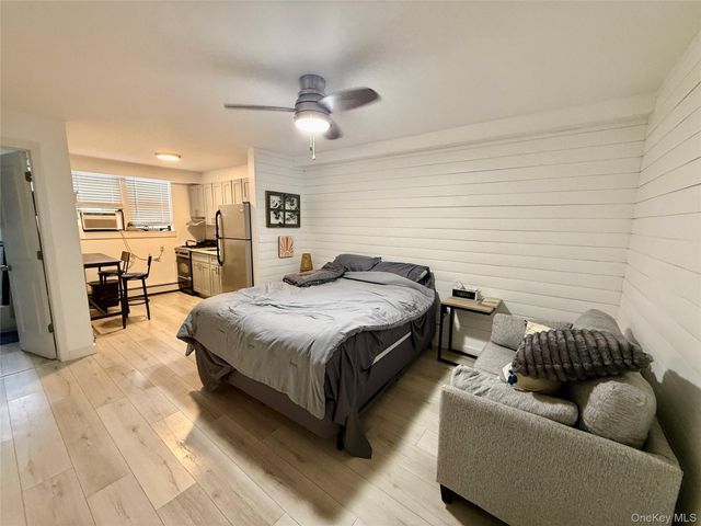 65 W Broadway 2G, Long Beach, NY 11561