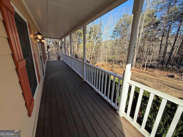 338 Ridge Lane, Lula, GA 30554