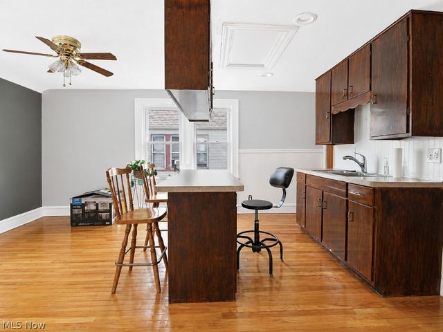 18308 East Park Drive, Cleveland, OH 44119