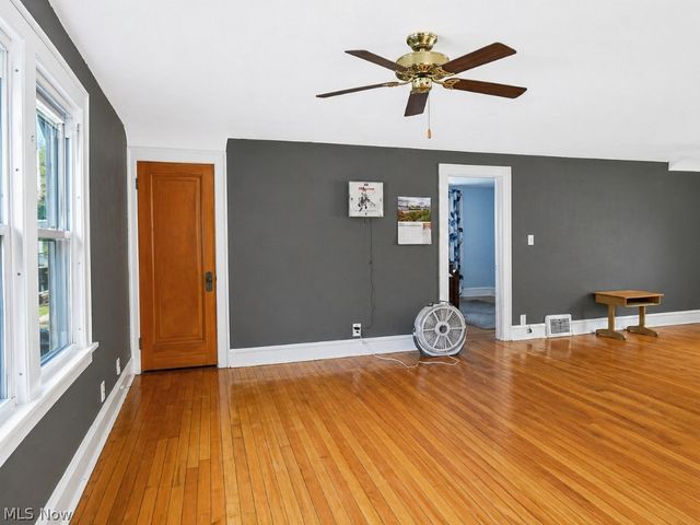 18308 East Park Drive, Cleveland, OH 44119