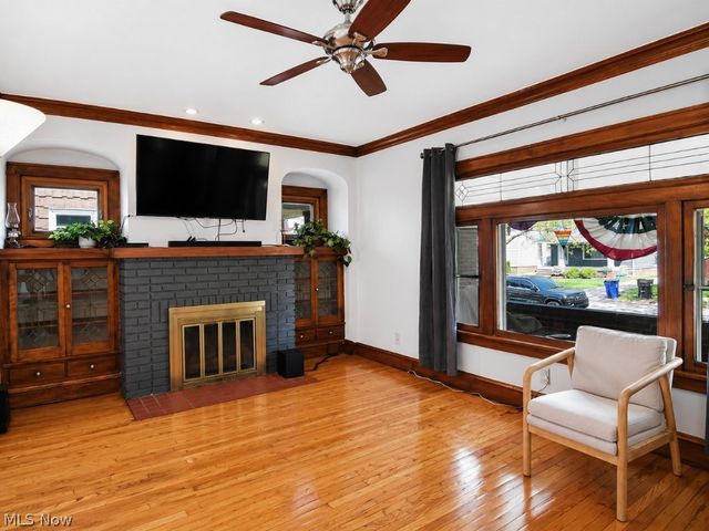 18308 East Park Drive, Cleveland, OH 44119