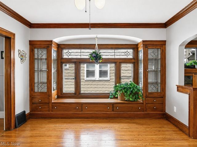 18308 East Park Drive, Cleveland, OH 44119