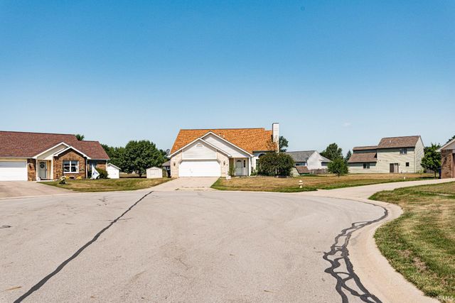 306 Rathert Court, Auburn, IN 46706