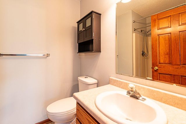 306 Rathert Court, Auburn, IN 46706
