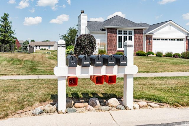 306 Rathert Court, Auburn, IN 46706