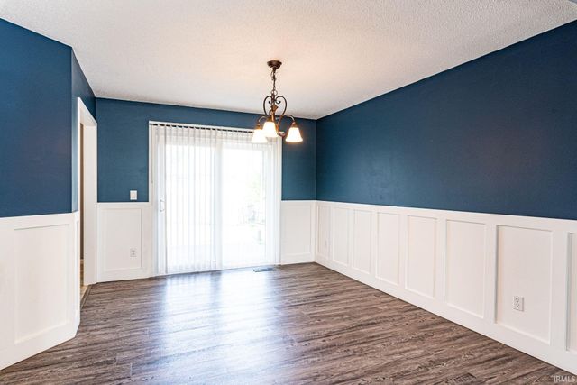 306 Rathert Court, Auburn, IN 46706