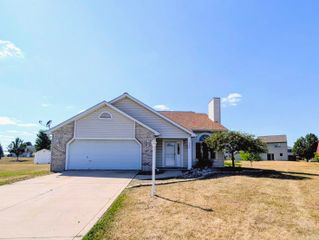 306 Rathert Court, Auburn, IN 46706