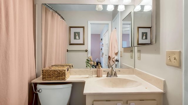4335 N Palm Forest Dr Drive N, Delray Beach, FL 33445