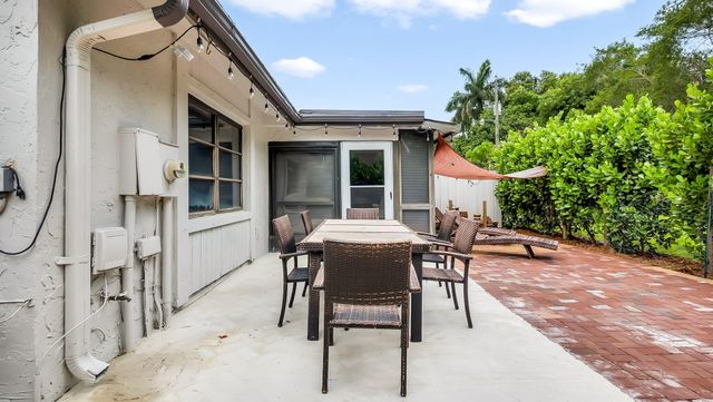 4335 N Palm Forest Dr Drive N, Delray Beach, FL 33445