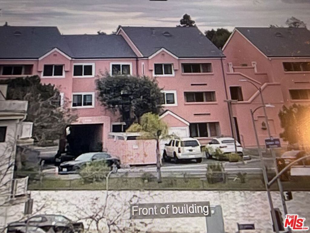 4810 S La Brea Avenue 210, Los Angeles, CA 90008