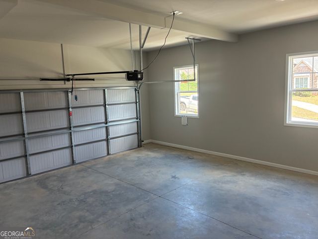 5620 Shamrock Lane, Douglasville, GA 30135