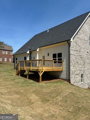 5620 Shamrock Lane, Douglasville, GA 30135