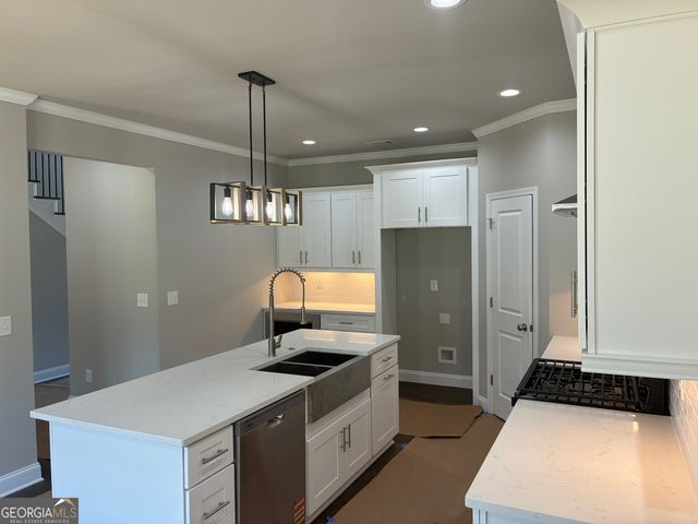 5620 Shamrock Lane, Douglasville, GA 30135