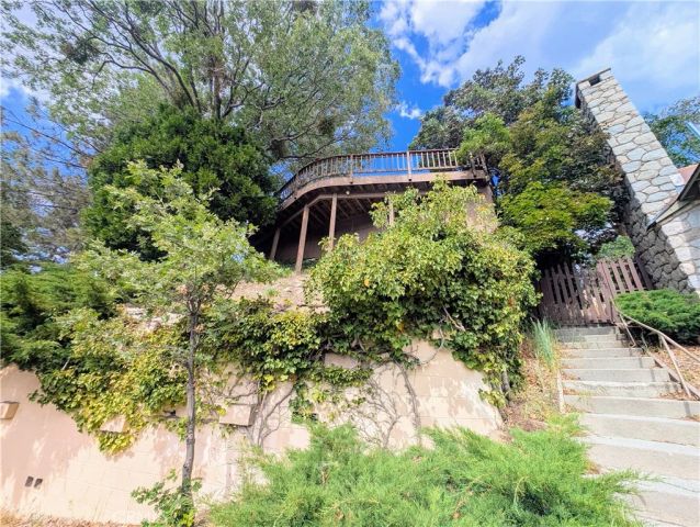 485 State Hwy 173, Lake Arrowhead, CA 92352