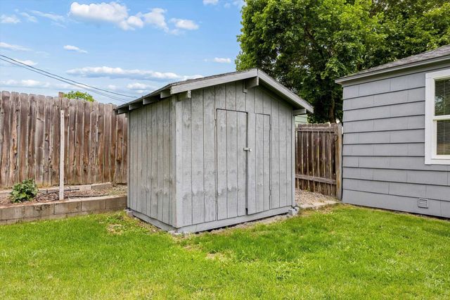 5828 N Milton St, Spokane, WA 99205