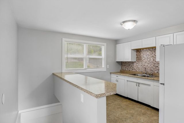 5828 N Milton St, Spokane, WA 99205