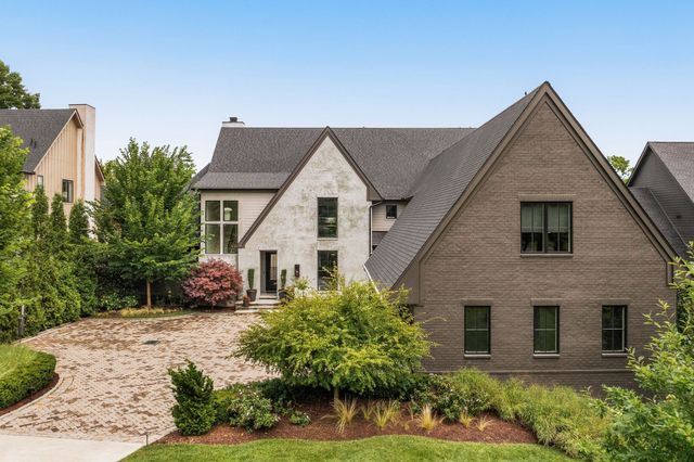 3718 Woodlawn Dr, Nashville, TN 37215