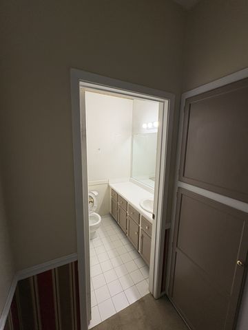 404 Laurel Hill Dr, Old Hickory, TN 37138
