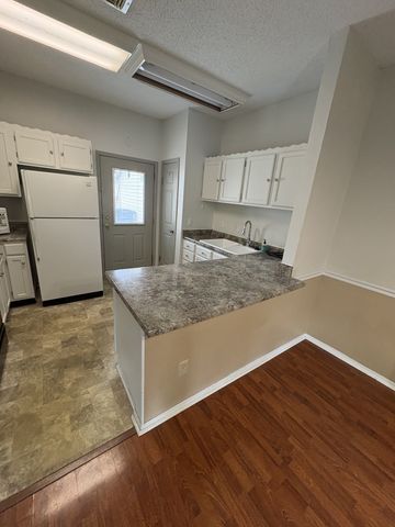 404 Laurel Hill Dr, Old Hickory, TN 37138