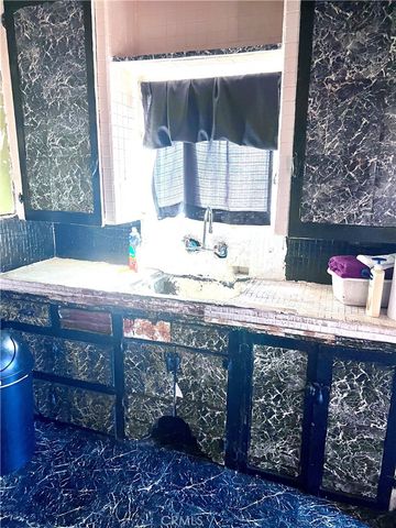 144 W 103rd Street, Los Angeles, CA 90003