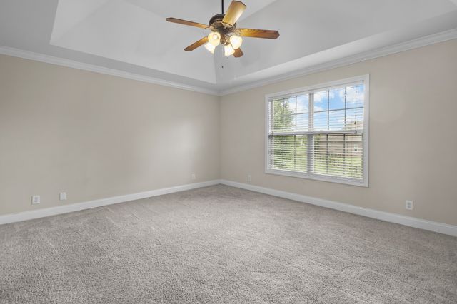 1093 Willow Cir, Clarksville, TN 37043