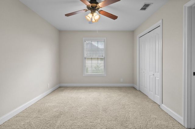 1093 Willow Cir, Clarksville, TN 37043