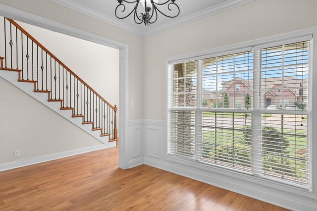 1093 Willow Cir, Clarksville, TN 37043