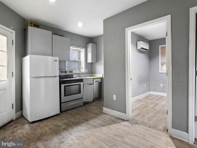 4935 NANNIE HELEN BURROUGHS AVE NE, Washington, DC 20019