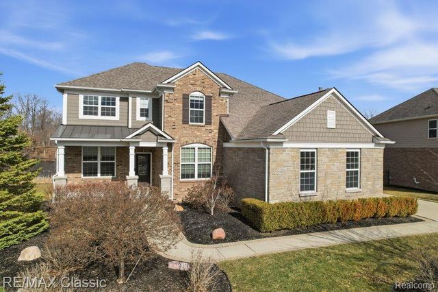 22822 Shepherds Hollow Drive, Lyon Charter Township, MI 48178