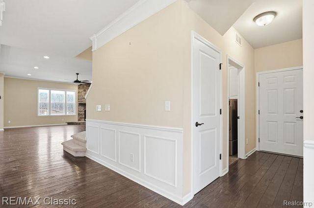 22822 Shepherds Hollow Drive, Lyon Charter Township, MI 48178