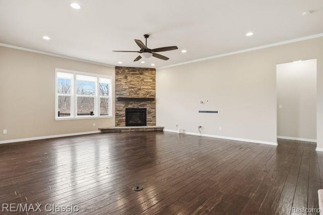 22822 Shepherds Hollow Drive, Lyon Charter Township, MI 48178