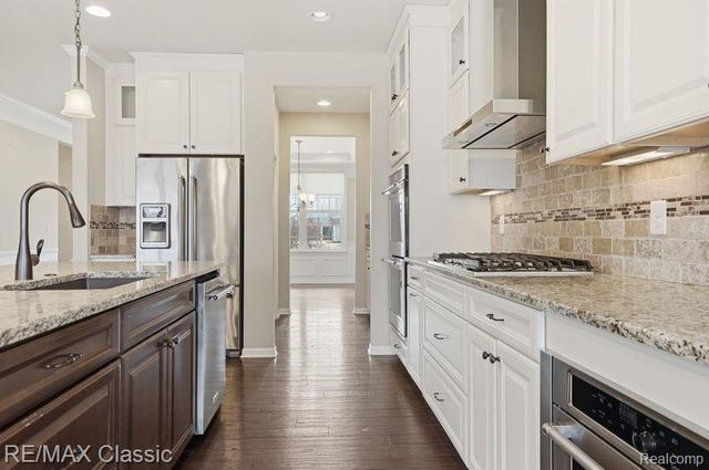 22822 Shepherds Hollow Drive, Lyon Charter Township, MI 48178