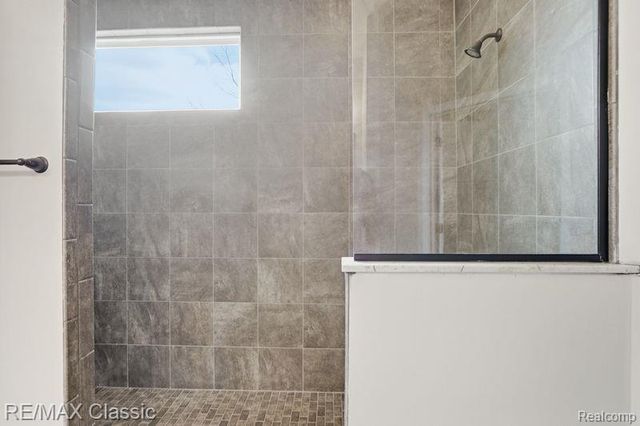 22822 Shepherds Hollow Drive, Lyon Charter Township, MI 48178