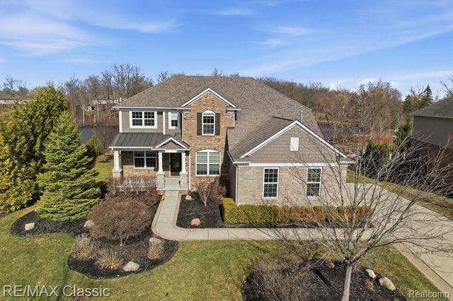 22822 Shepherds Hollow Drive, Lyon Charter Township, MI 48178