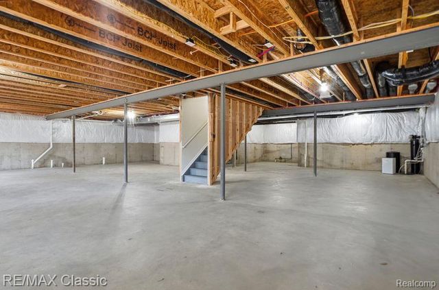 22822 Shepherds Hollow Drive, Lyon Charter Township, MI 48178